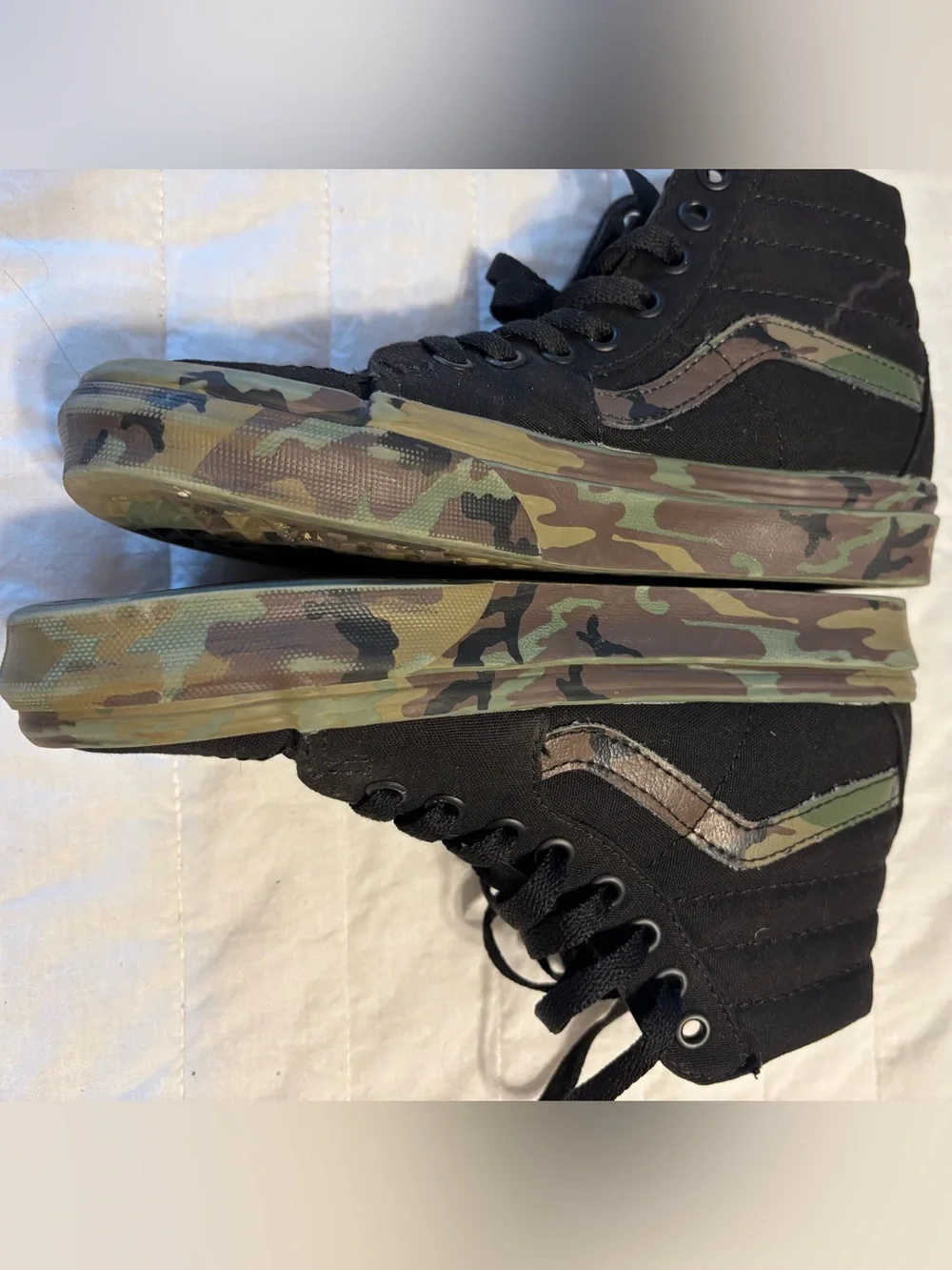VANS CAMO OFF THE WALL high top boys‎ size 3.5 girls size 5  EUC!